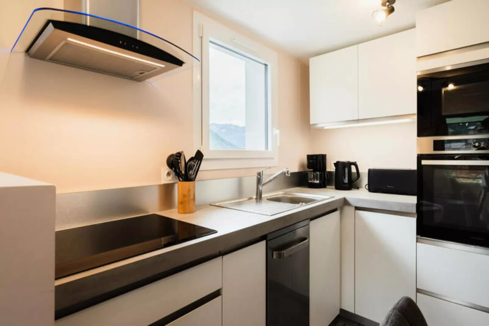 Résidence Autan-Exterior in winter