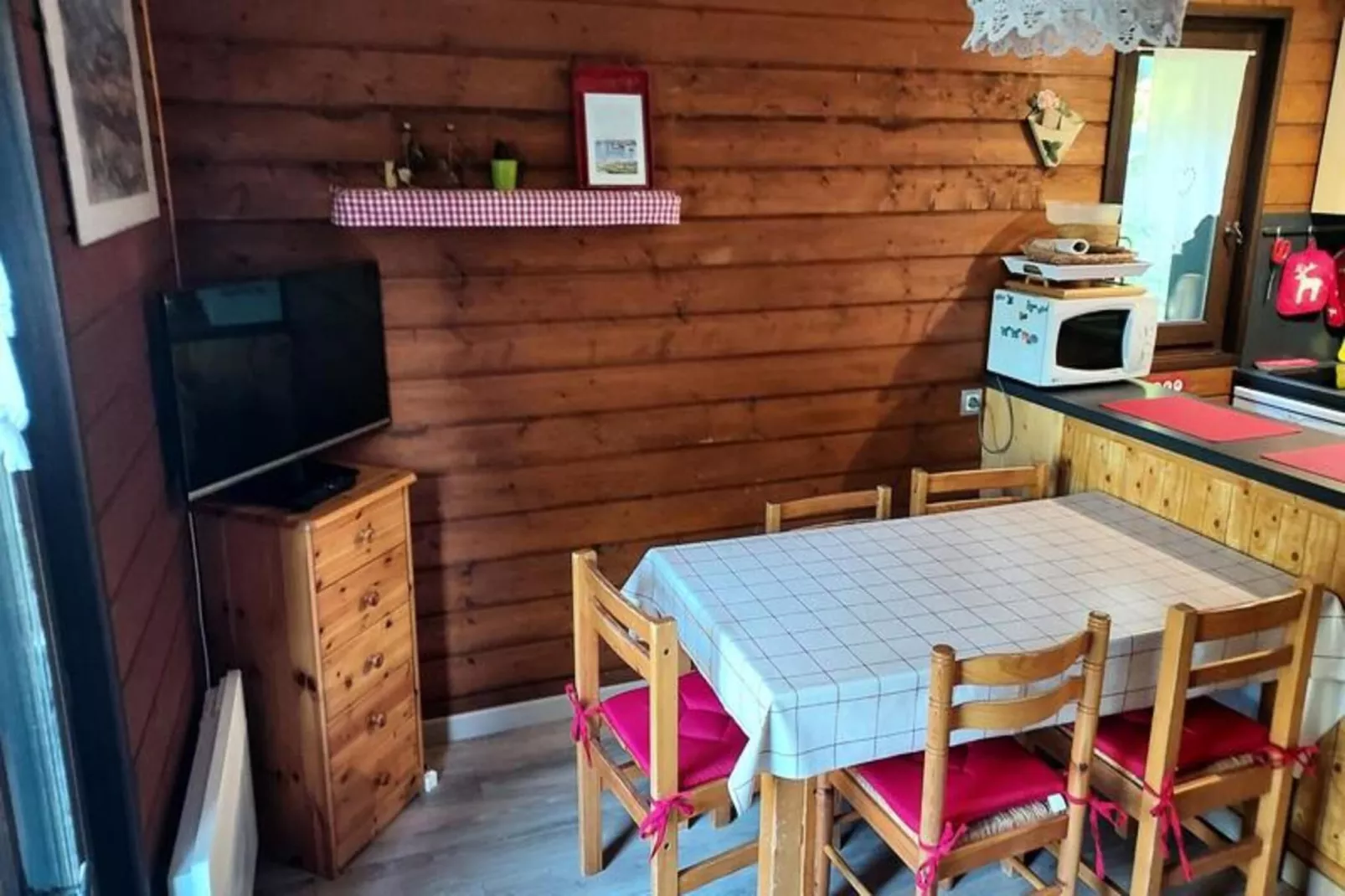 Résidence Le Yeti-Esszimmer