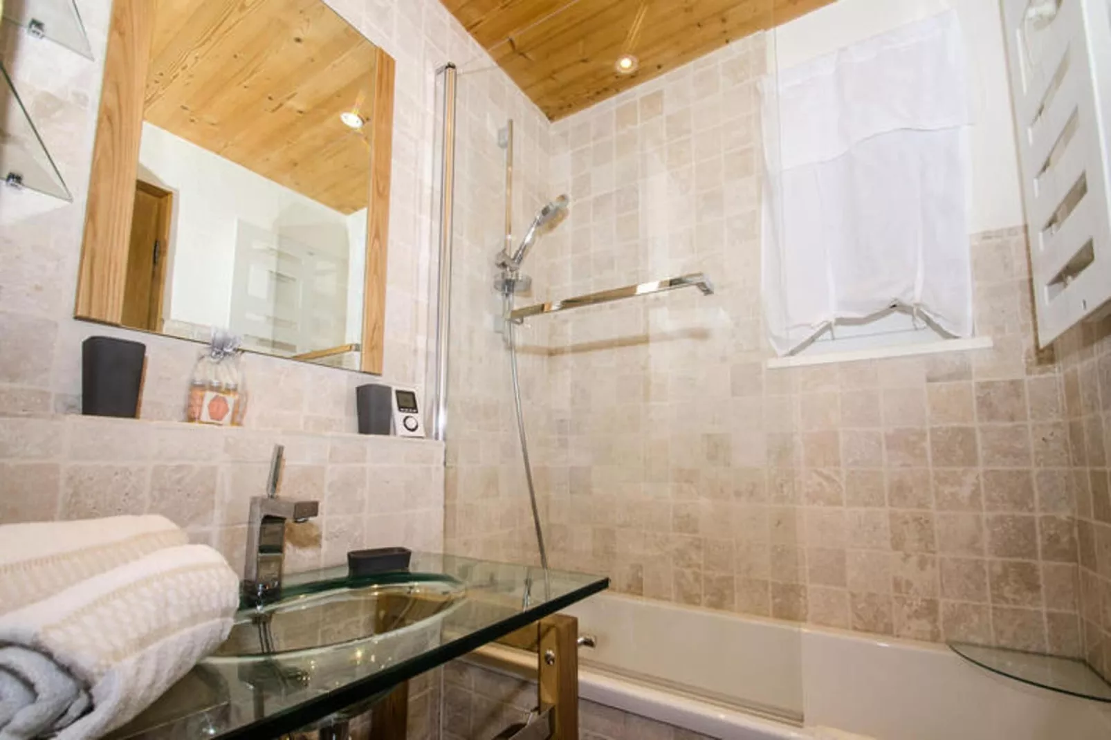 Résidence Les Deux Chamois-Bathroom