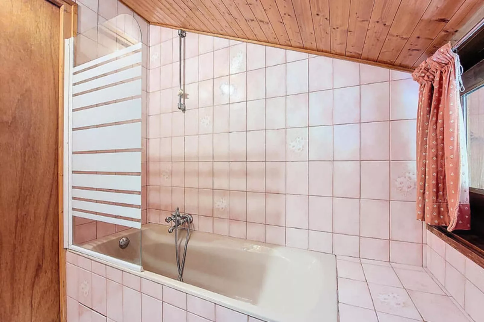 Appartements à Saint Jean d'Aulps-Bathroom