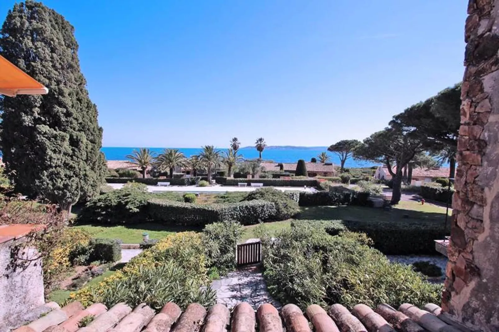 Résidence El Cantarello-Aussicht Sommer