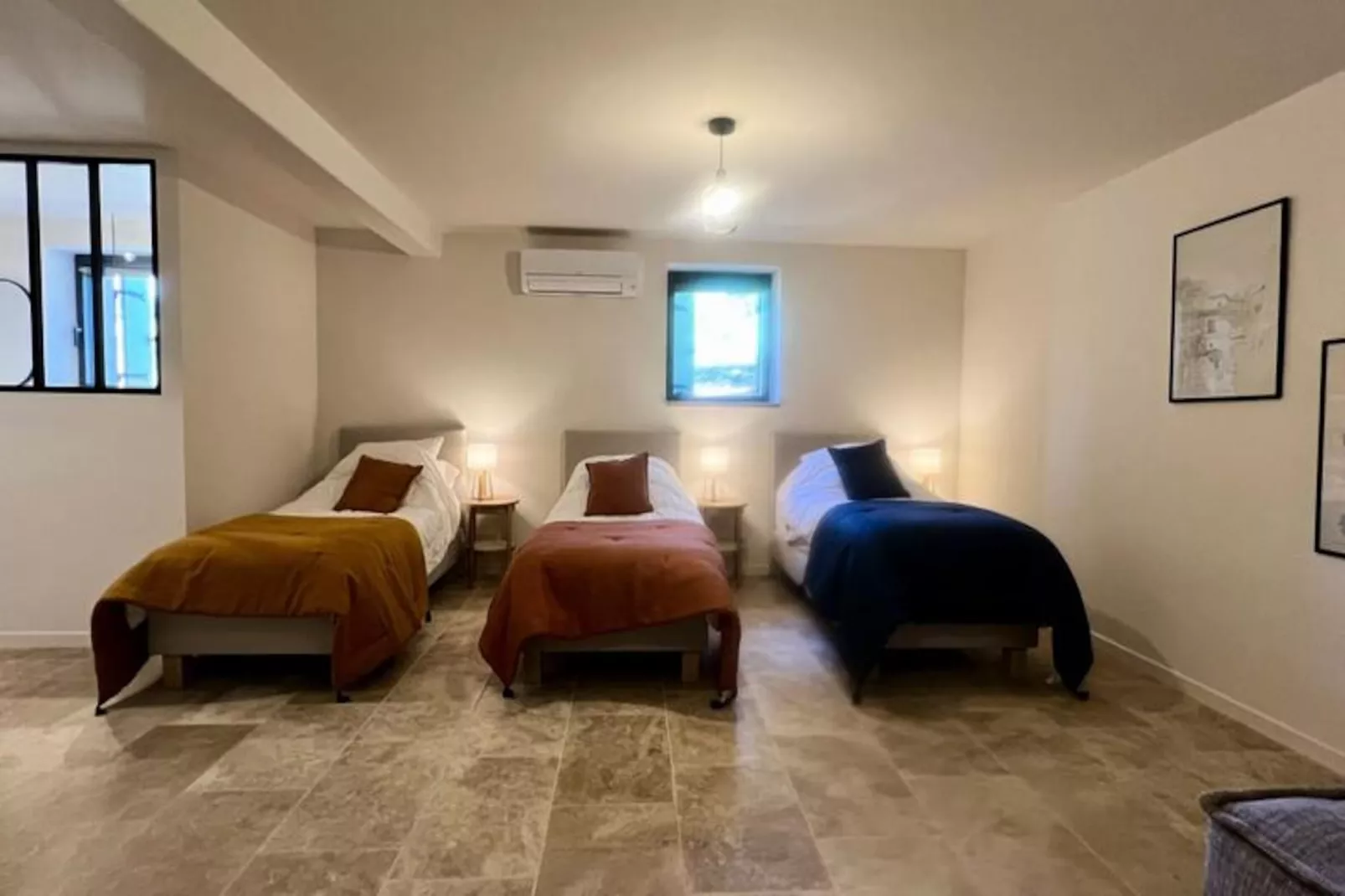 Mas Jas Du M&eacute;ou, Une &eacute;vasion Proven&ccedil;ale-Image-tags.