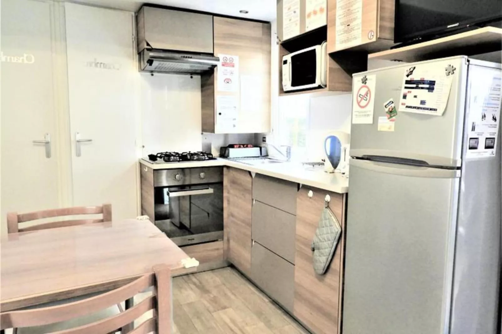 Mobil-home 6 pers. avec accès piscine et complexe aquatique-Extérieur été