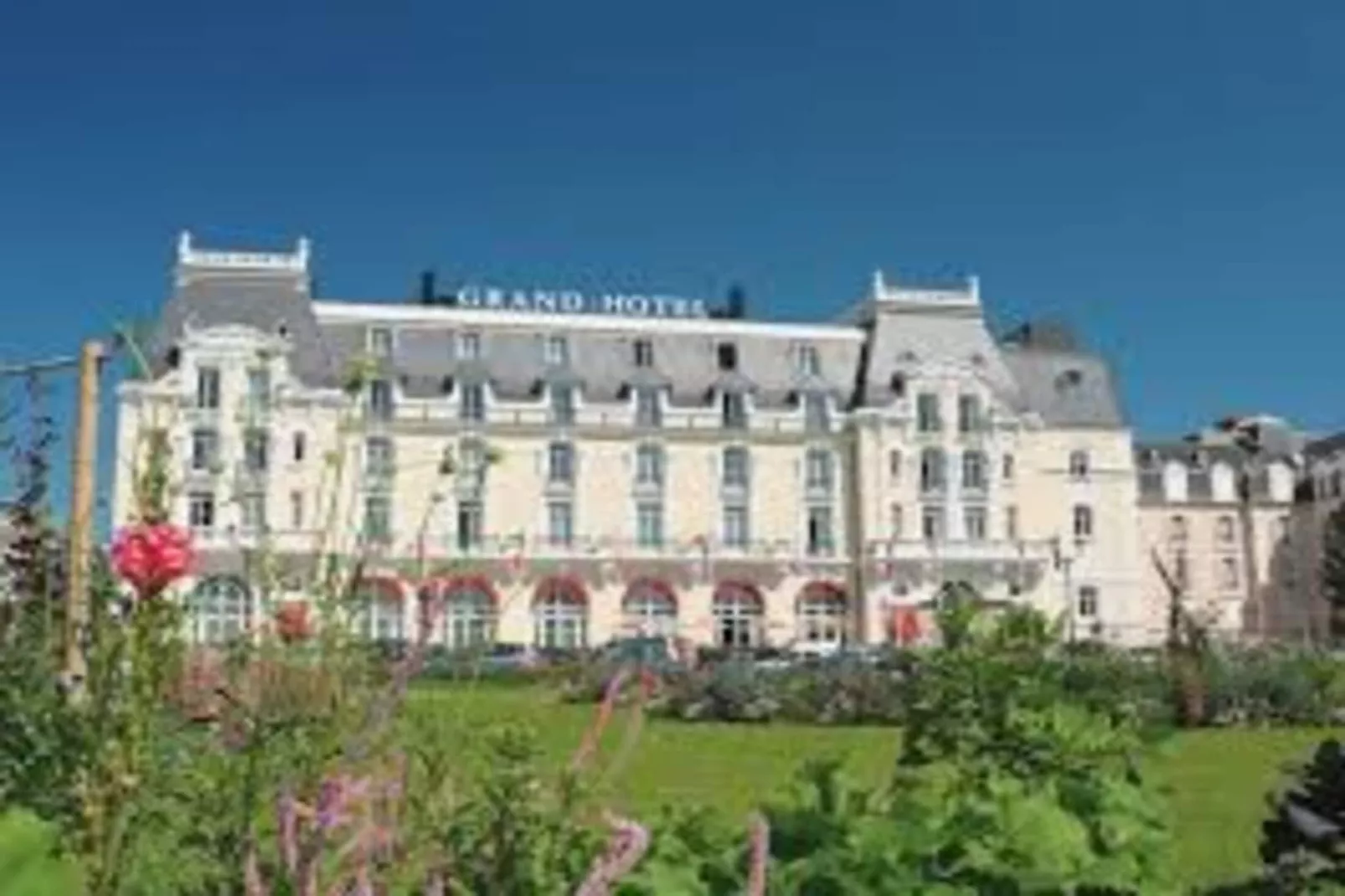 Villa Canada - Domaine Le Sherwood-Dining room