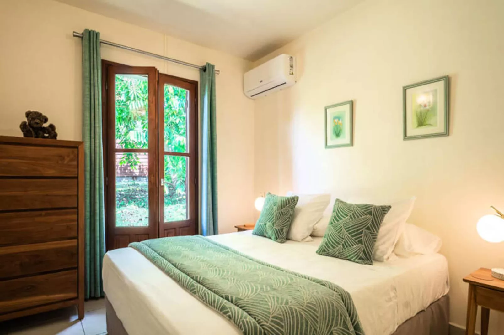 Villa La Plumeria-Image-tags.