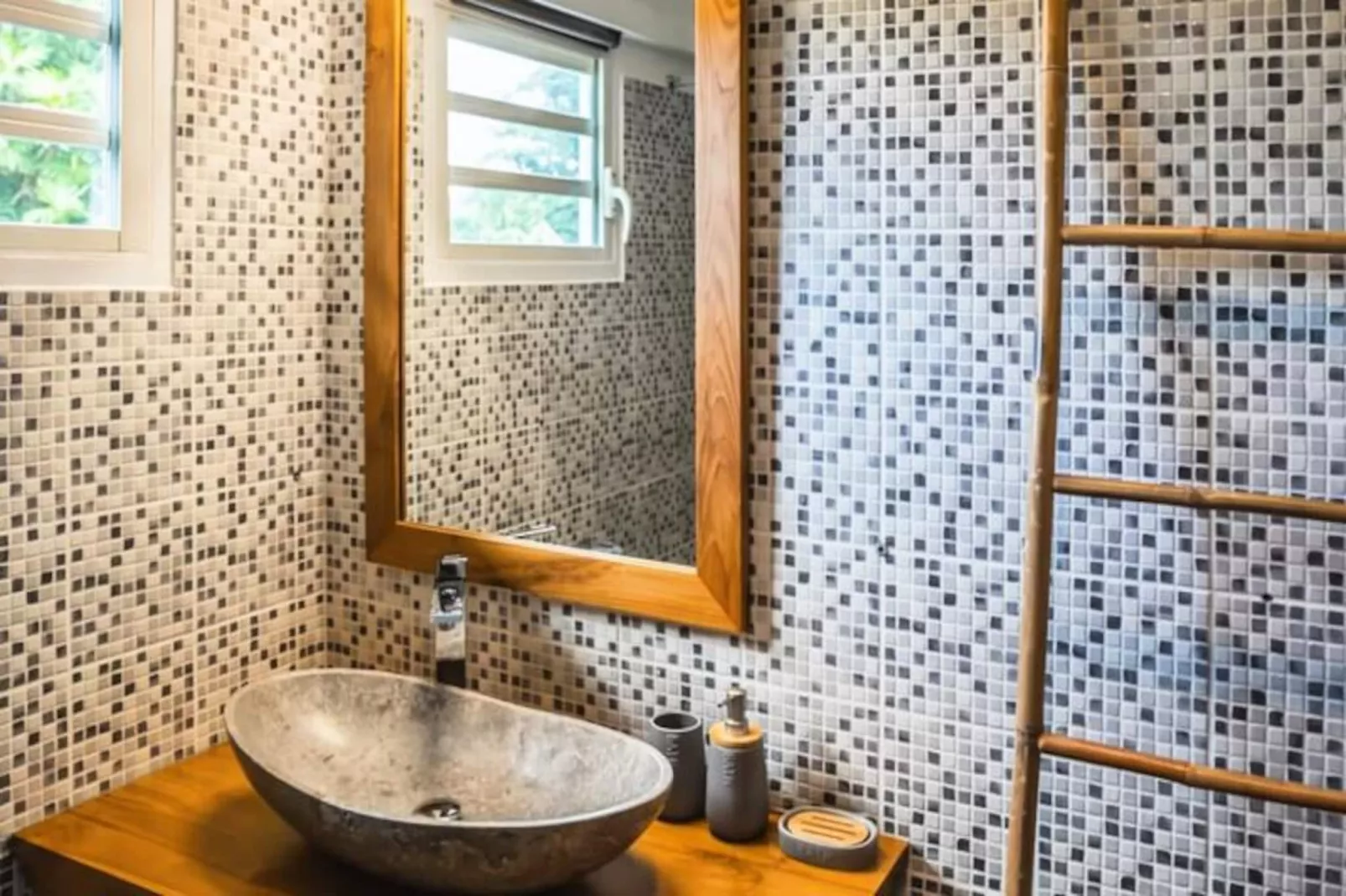 Villa Daminou-Image-tags.