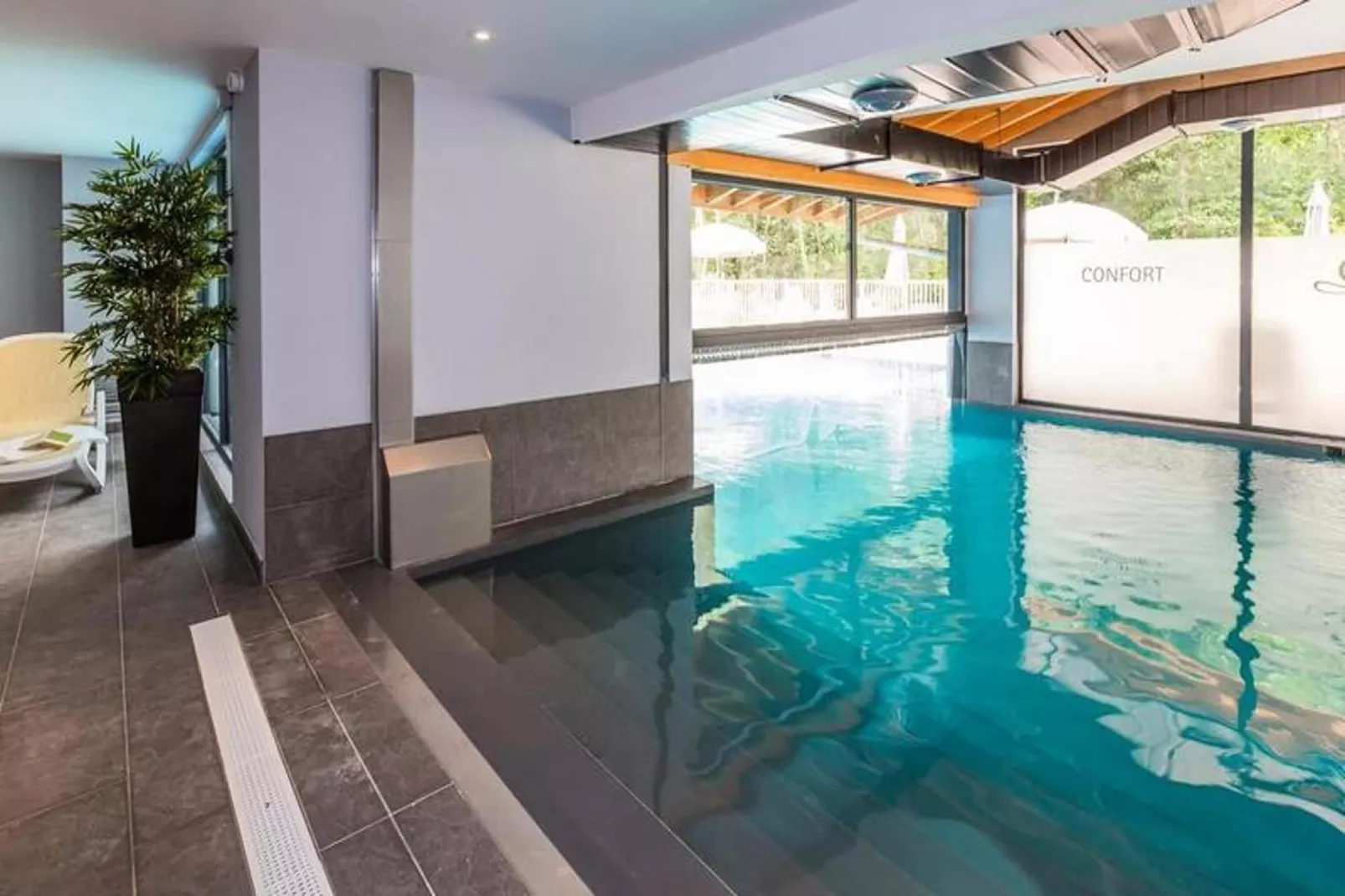 Résidence Prestige Odalys Isatis****-Schwimmbad