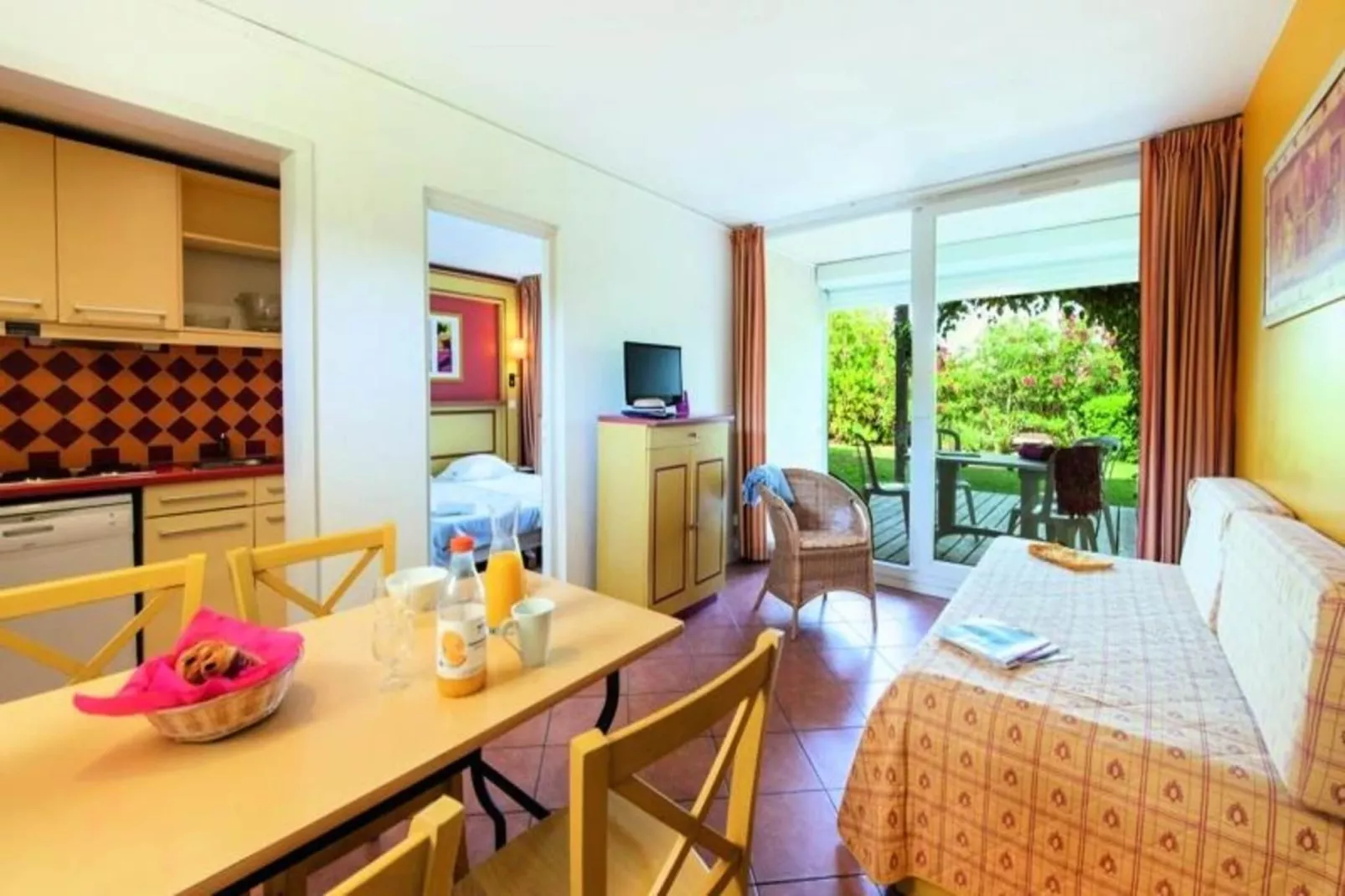 SOWELL Résidences Les Sablons***-Living room