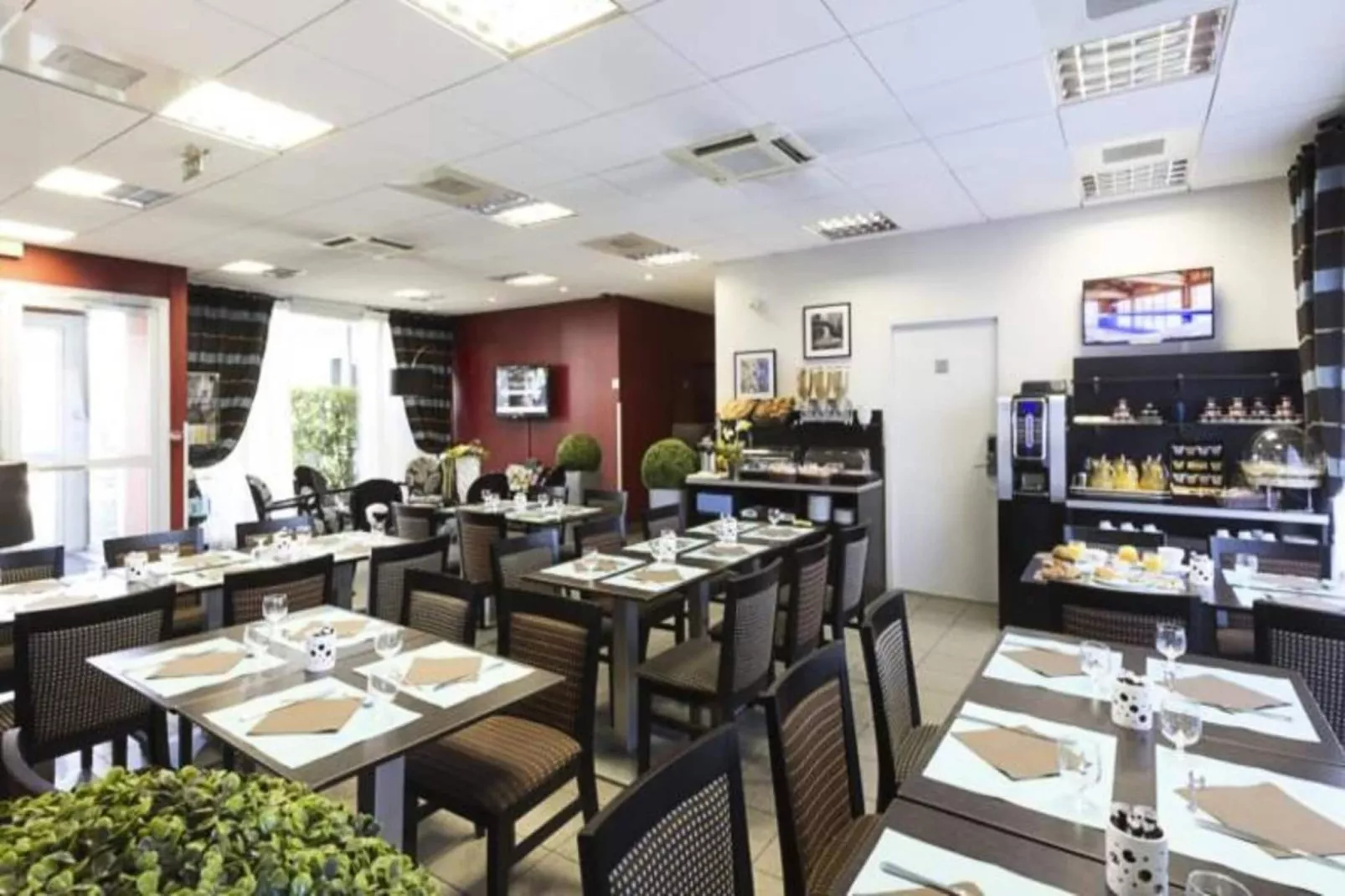 Néméa Appart'Hôtel Toulouse Saint Martin***-Außenbereich Sommer