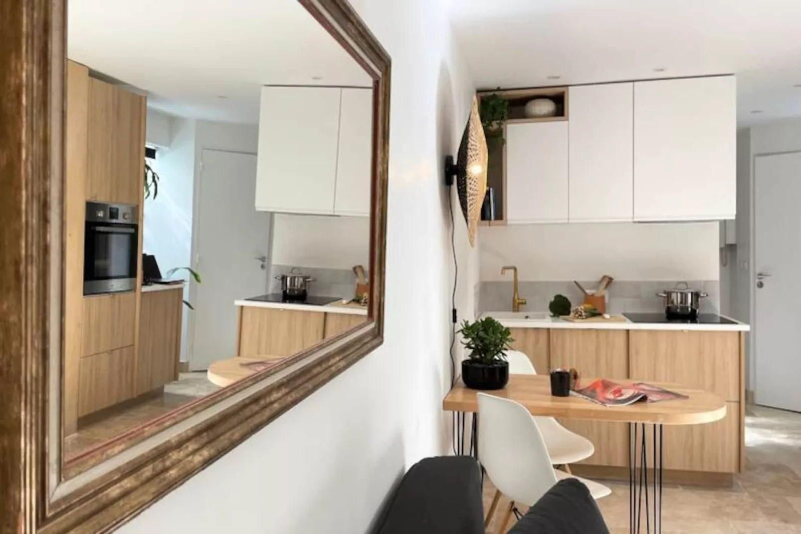 La Terrasse Bazille-Image-tags.