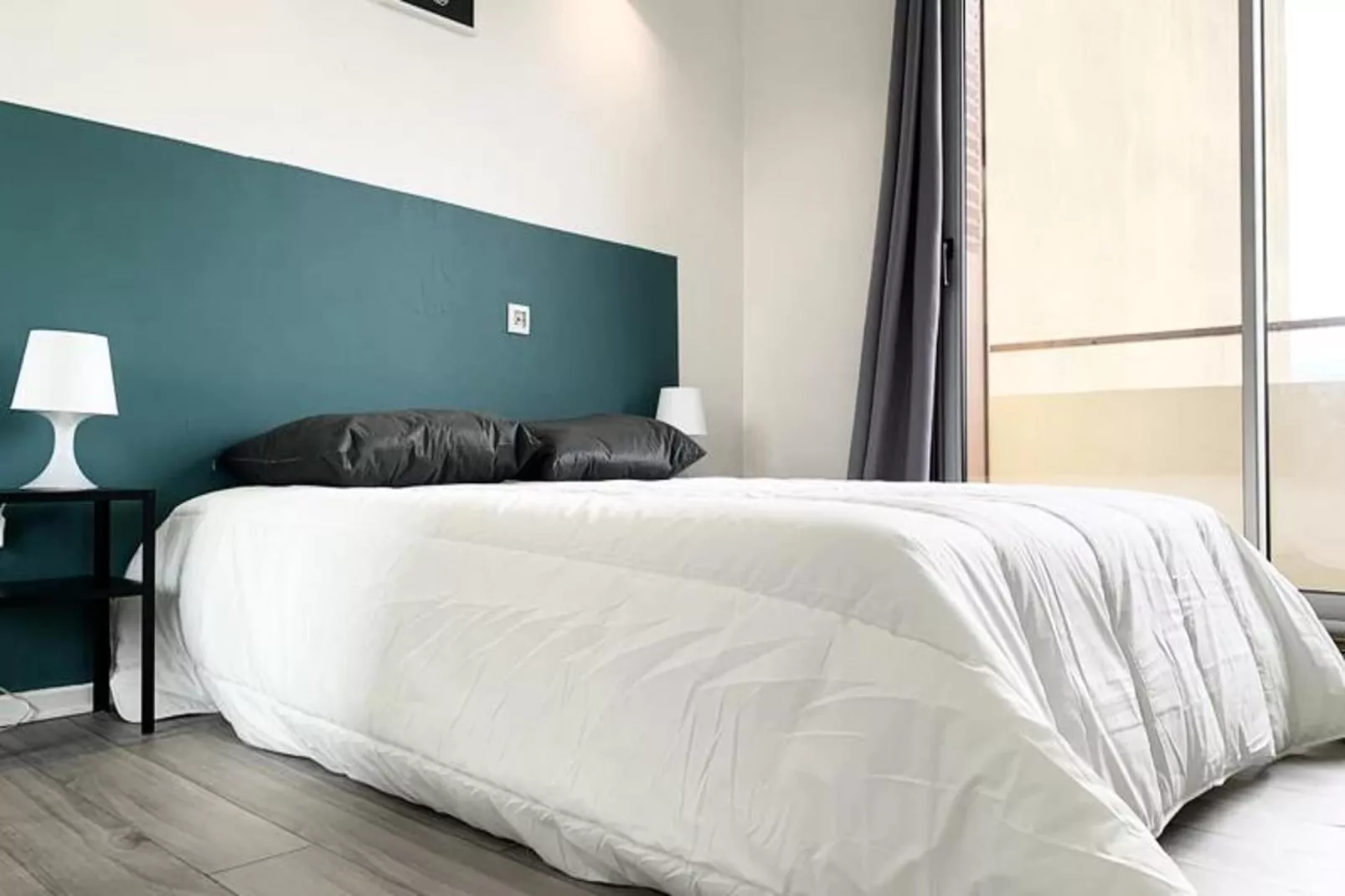 | La Chanson Bleue  💙 | Marcelin Berthelot | Tram-Bedroom