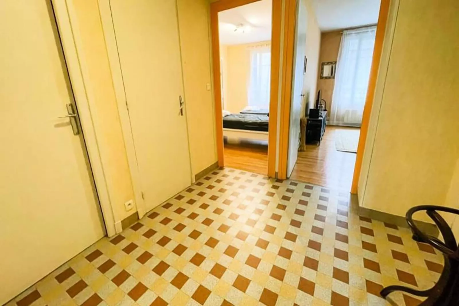 L'harmonie Des &eacute;poques - T2 - Calme-Salon