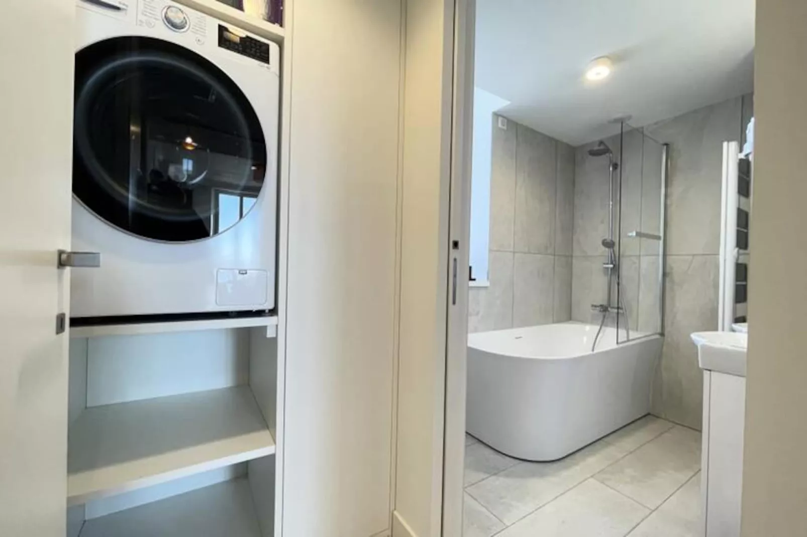 Maison R&eacute;gent & Spa - Un Si Bel Horizon-Image-tags.