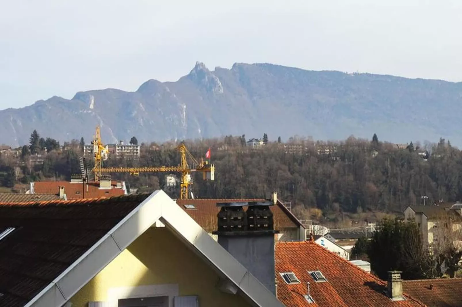 Résidence La Cerisaie-View in summer