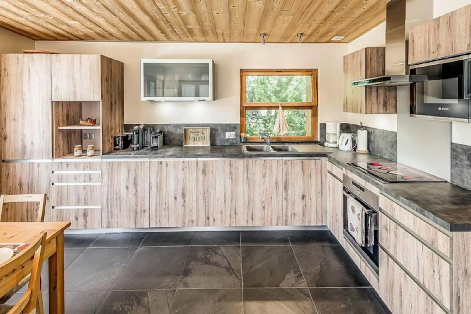 Chalet Les Lauzes-Image-tags.