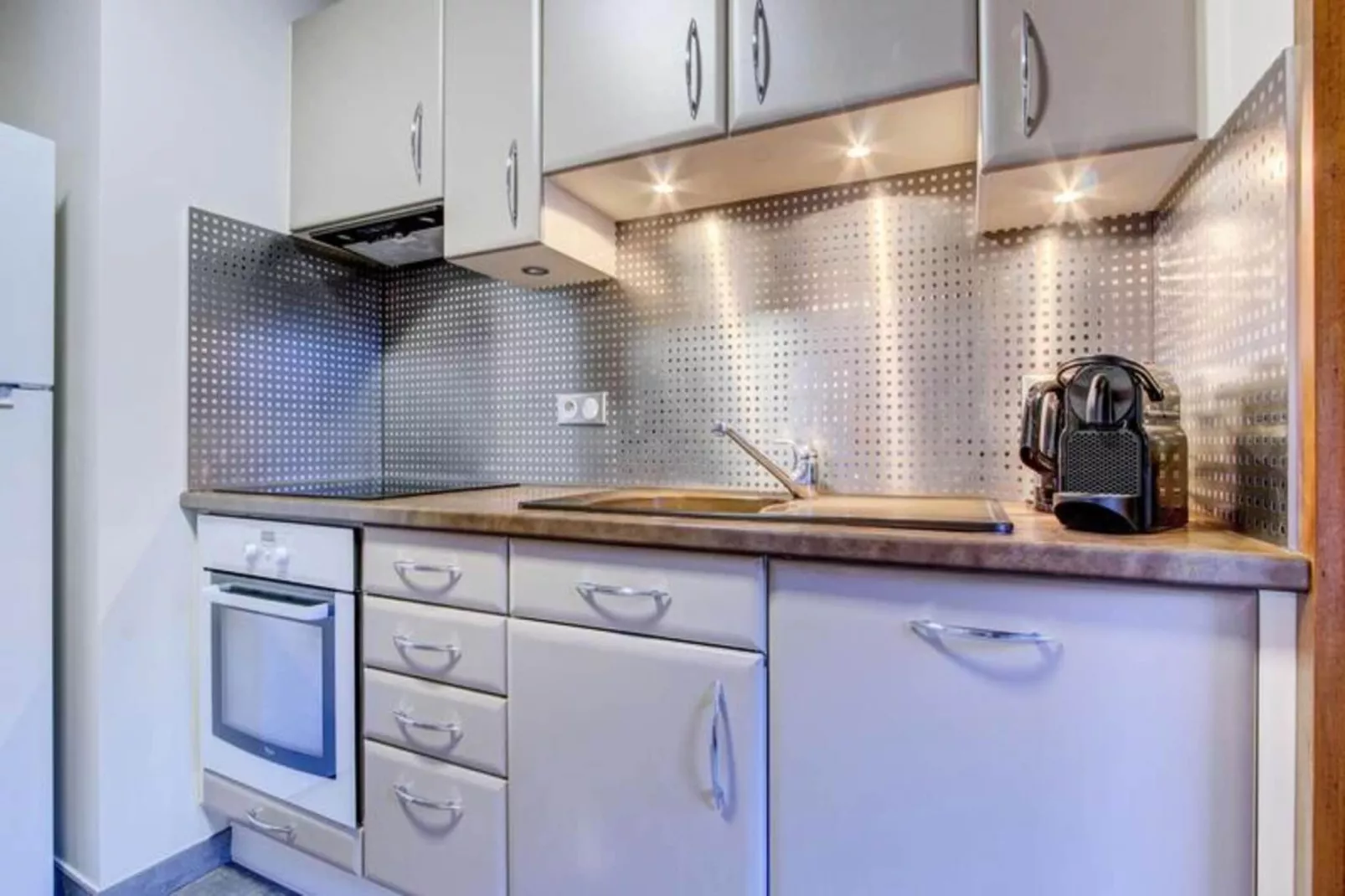 Résidence L'outo-Exterior in summer