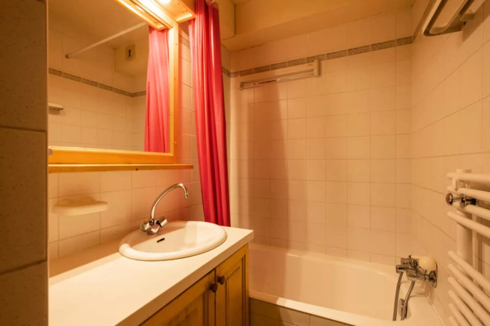 Résidence Domanial B-Außenbereich Sommer