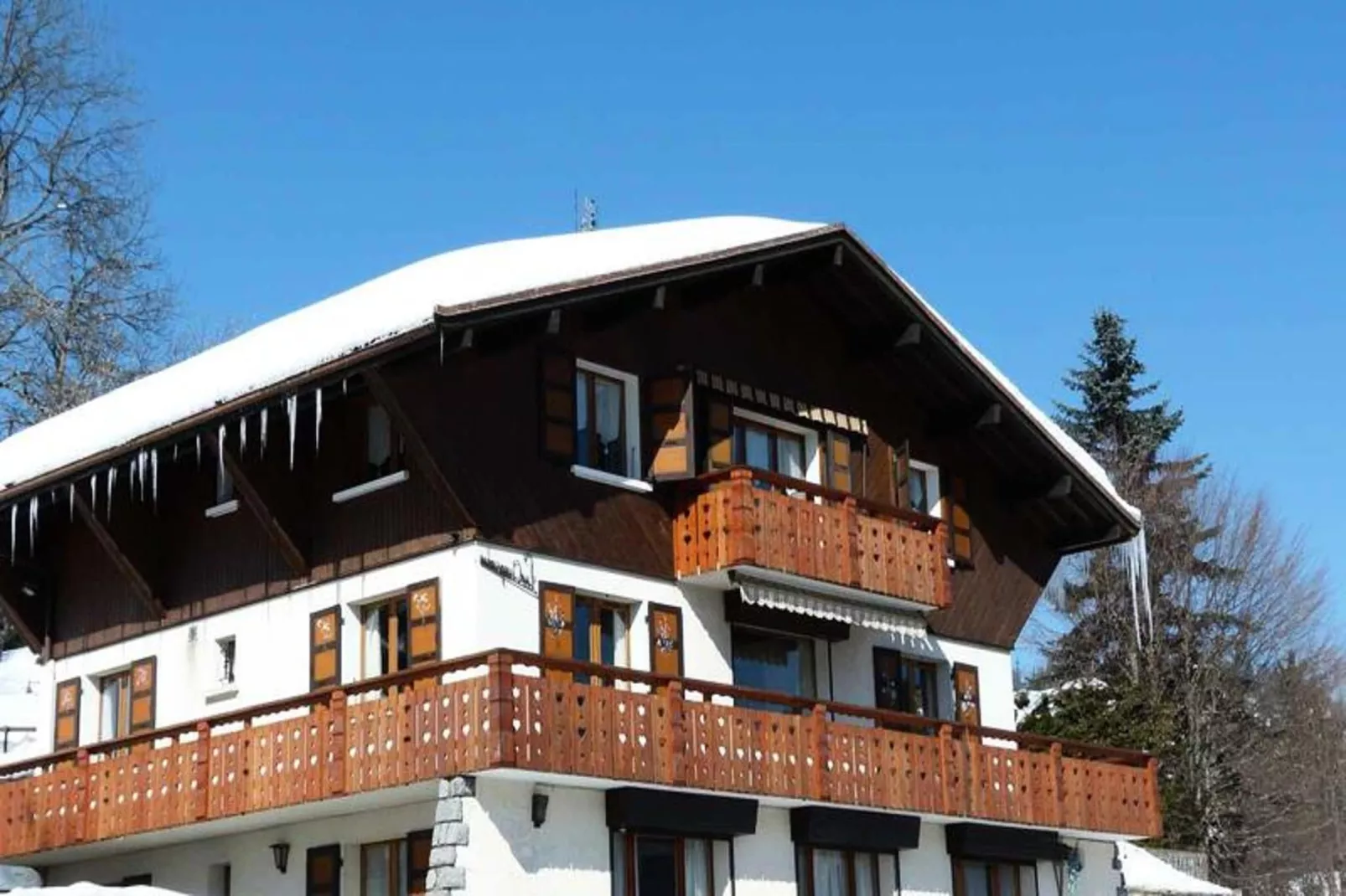 Résidence Campanes-Salle à manger