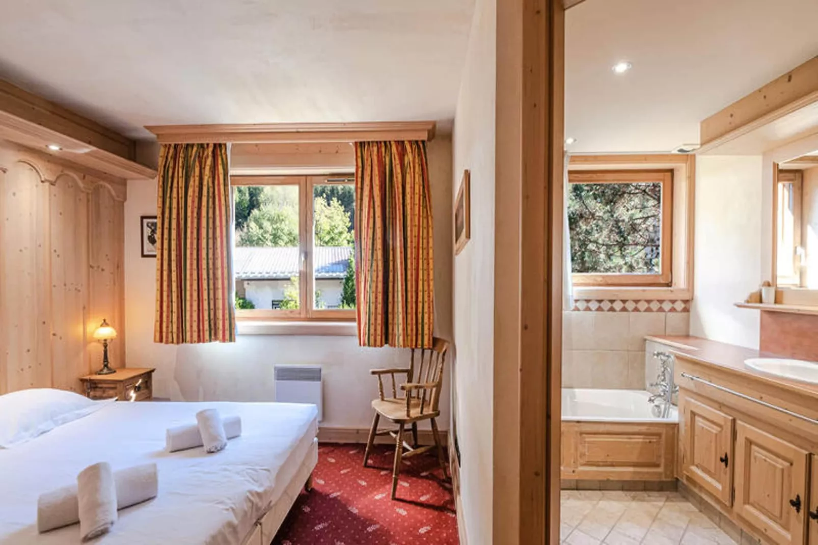 Chalets Du Savoy-Bedroom