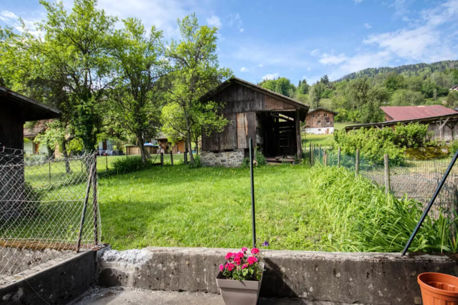 Chalet Alpagiste-Exterior in summer