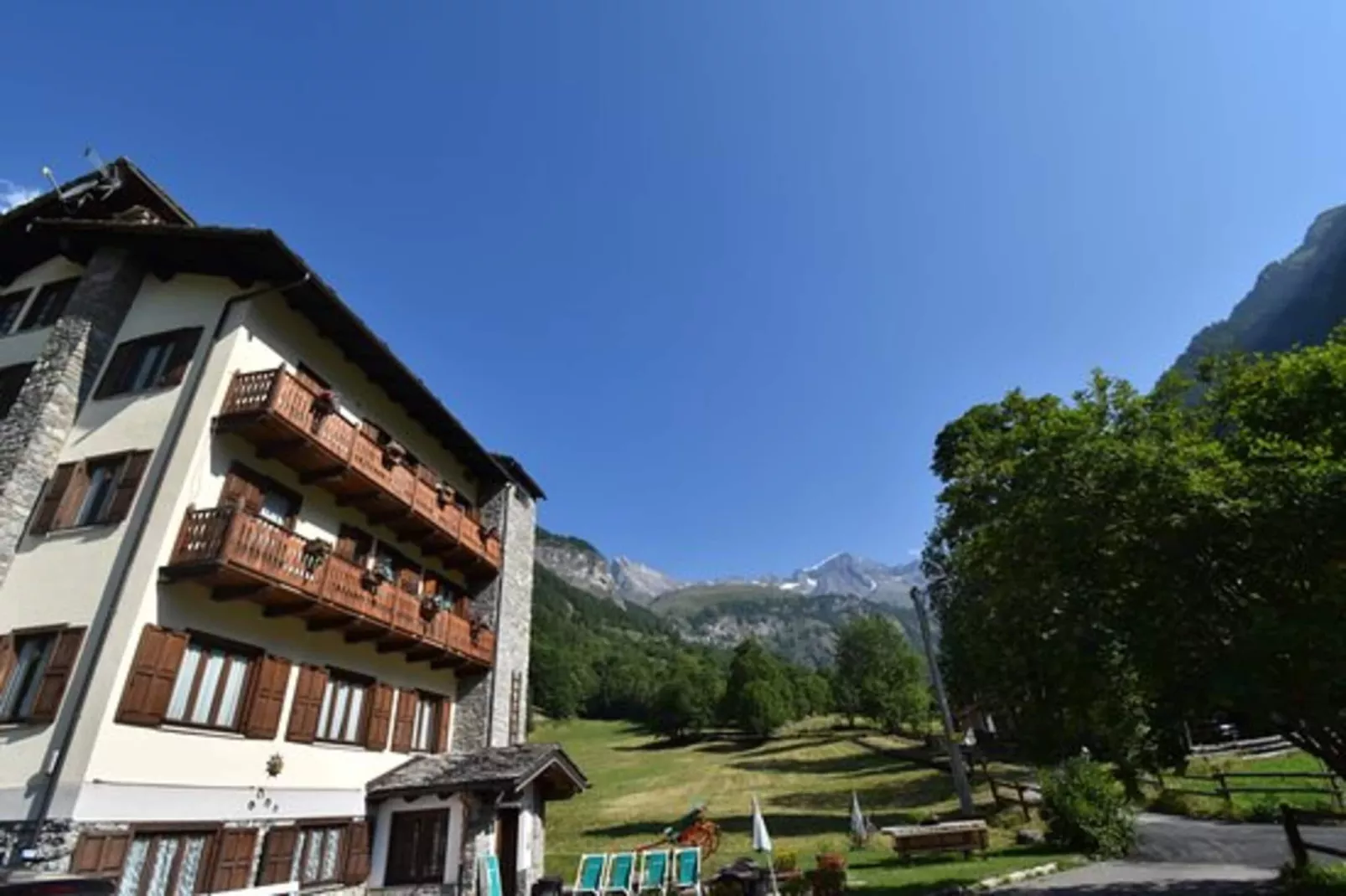 Résidence Jardin Alpin Bat B-Areas within 5km in summer