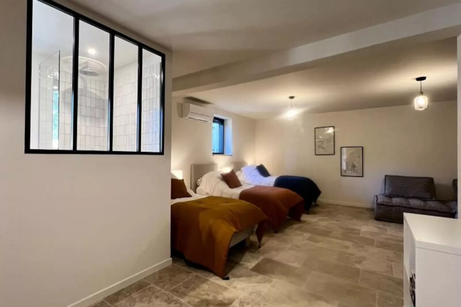 Mas Jas Du M&eacute;ou, Une &eacute;vasion Proven&ccedil;ale-Image-tags.