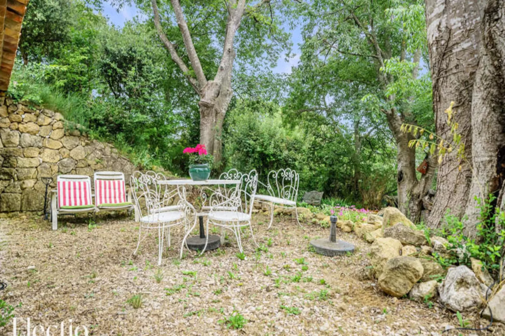 Mas Du Rocher I Piscine, P&eacute;tanque & Chemin&eacute;e-Image-tags.