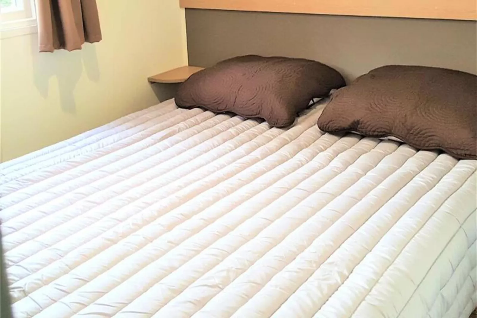 Mobil-home 6 pers. avec accès piscine et complexe aquatique-Extérieur été