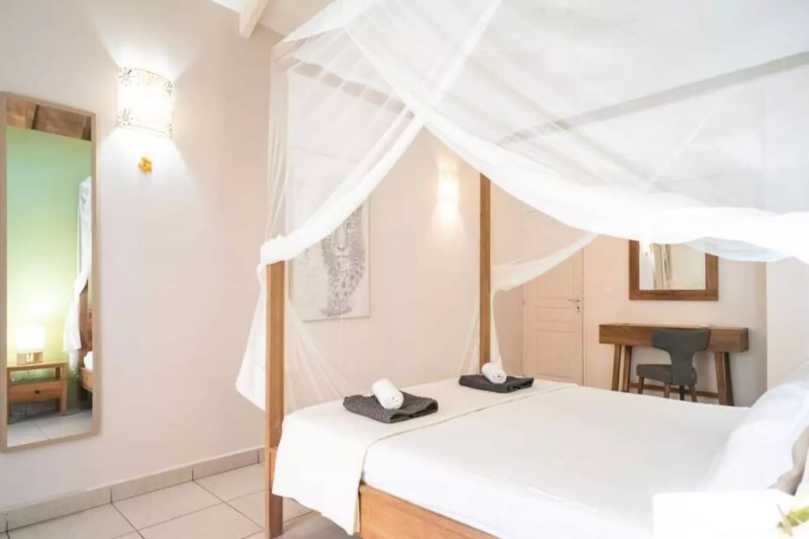 Villa Gwada-Image-tags.