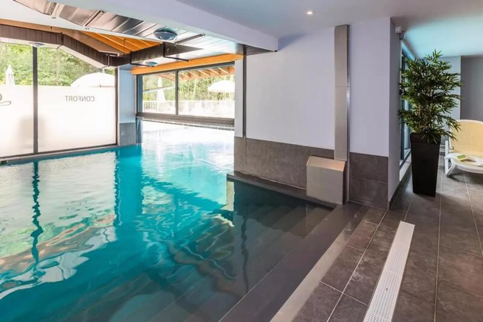 Résidence Prestige Odalys Isatis****-Schwimmbad