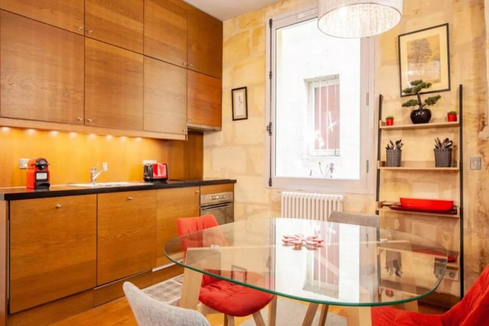 Superbe Appartement &agrave; La Belle Pierre Pour 4 Dans La Rue Des Antiquaires-Exterior in summer