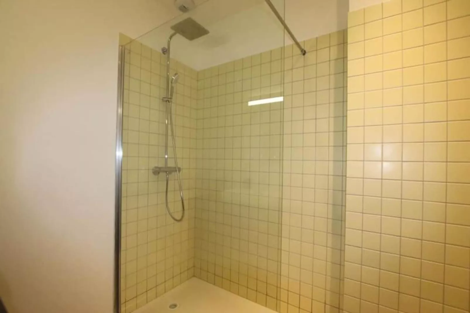 Charmant Et Rayonnant Appartement De 55 M&sup2; Situ&eacute; Dans Le Coeur De Bordeaux-Palier