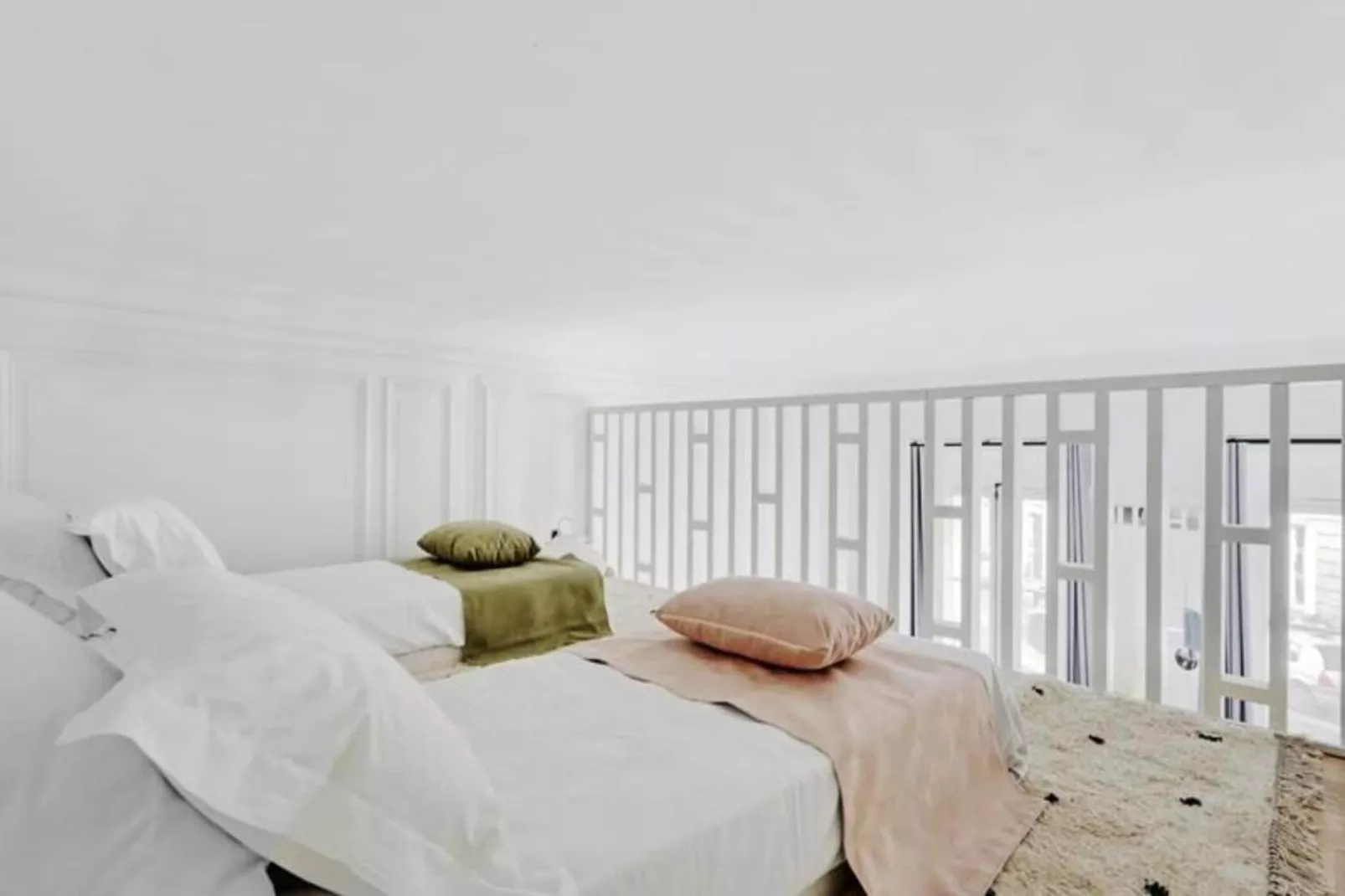 Maison Labruy&egrave;re - Familiale Aviau-Bedroom