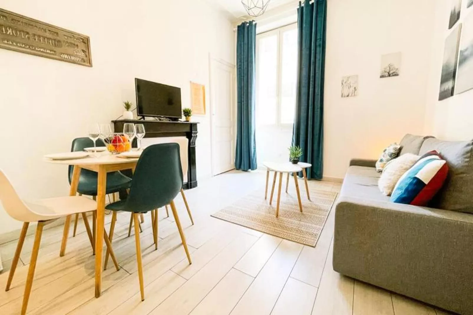 | Light Pink |t2 Proche Jaur&egrave;s, Estacade | Lumineux 🦩-Wohnzimmer