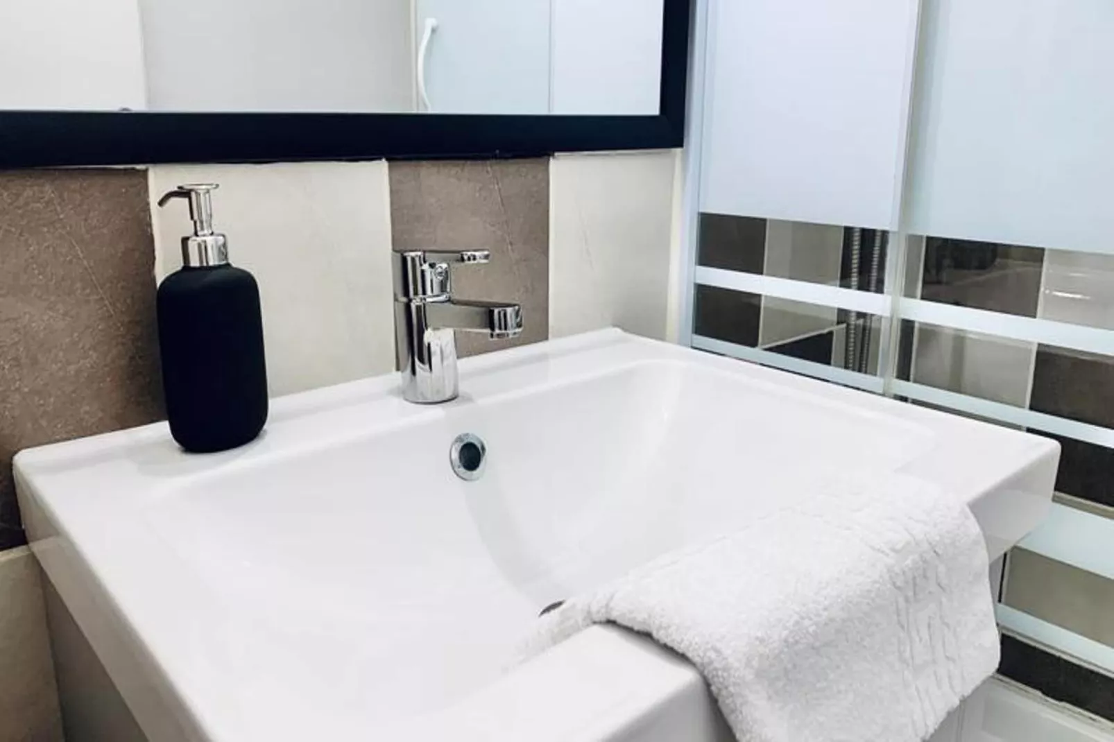 Studio Hypercentre 🌼-Bathroom