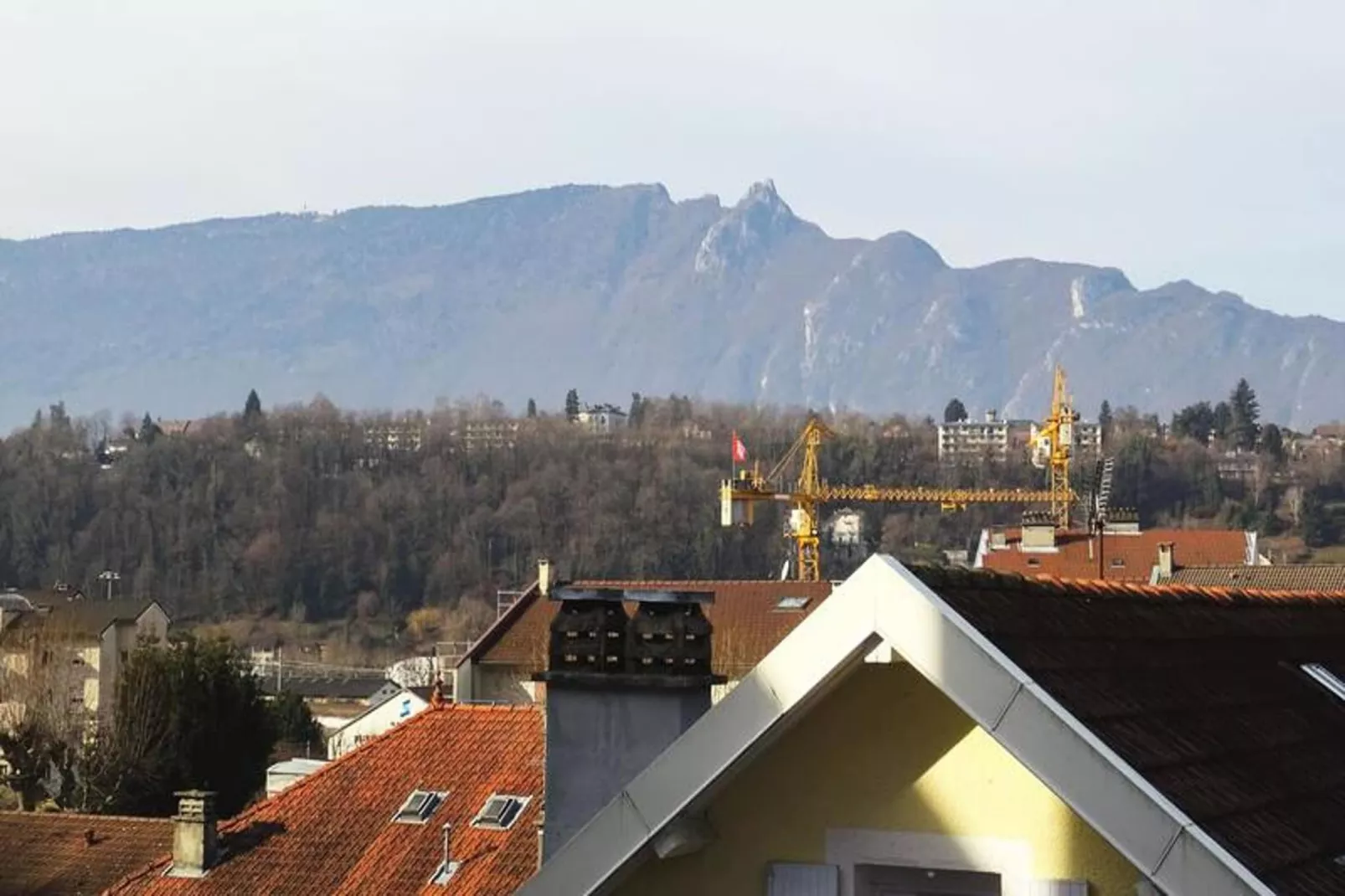 Résidence La Cerisaie-View in summer