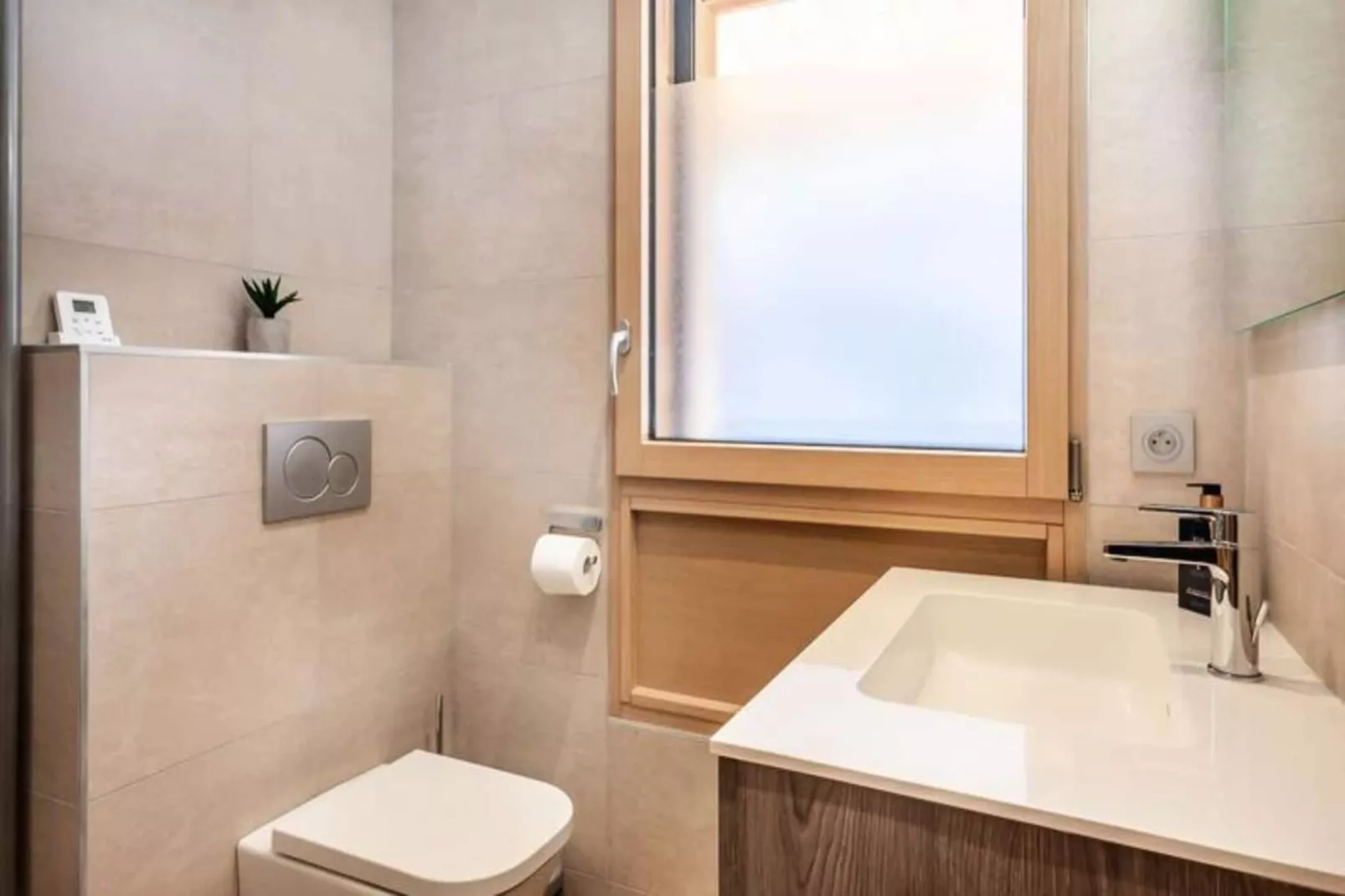 Résidence Les Portes Du Pleney-Bathroom