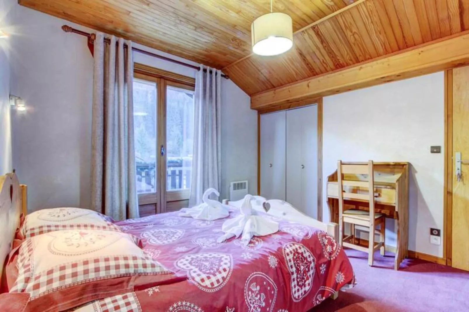 Résidence L'outo-Exterior in summer