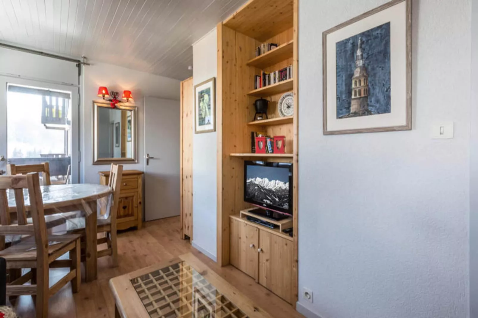 Résidence Bison-Dining room