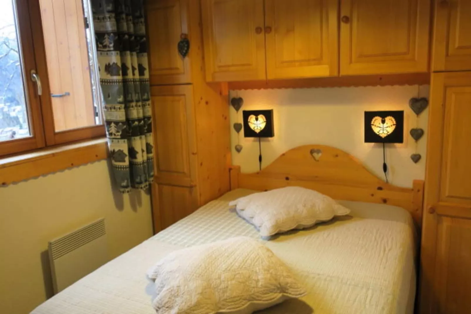 Résidence Les Balcons De Chatel-View in winter