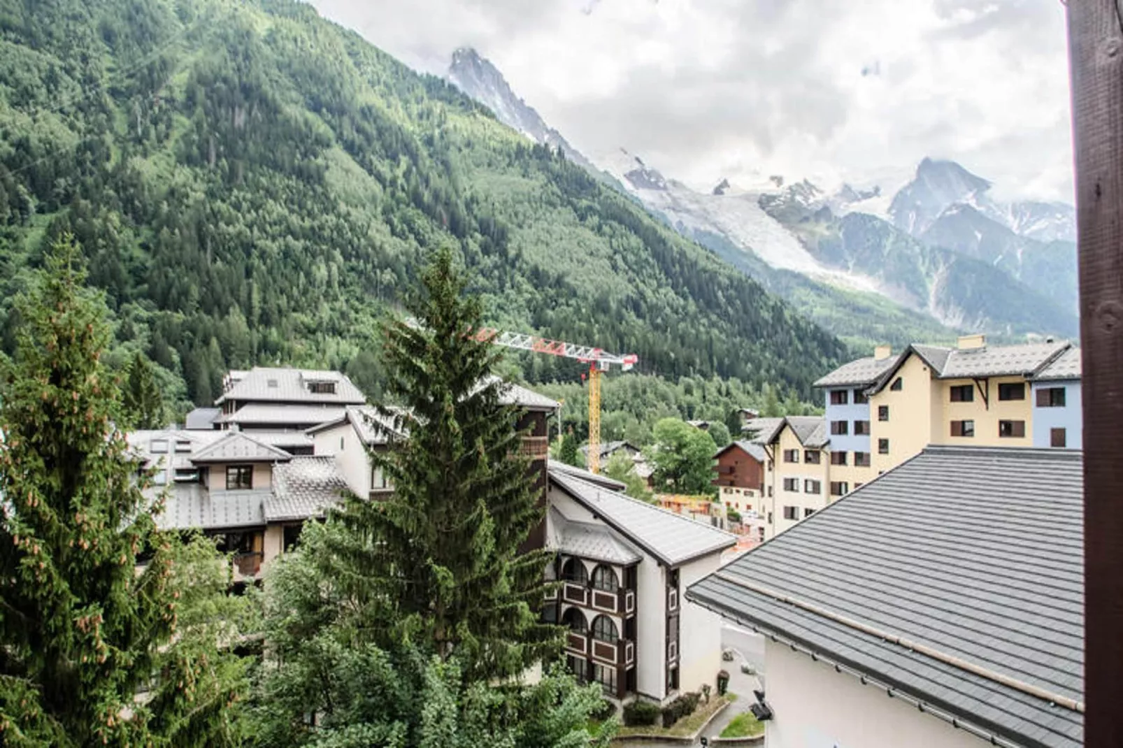 Résidence Riviere-View in summer