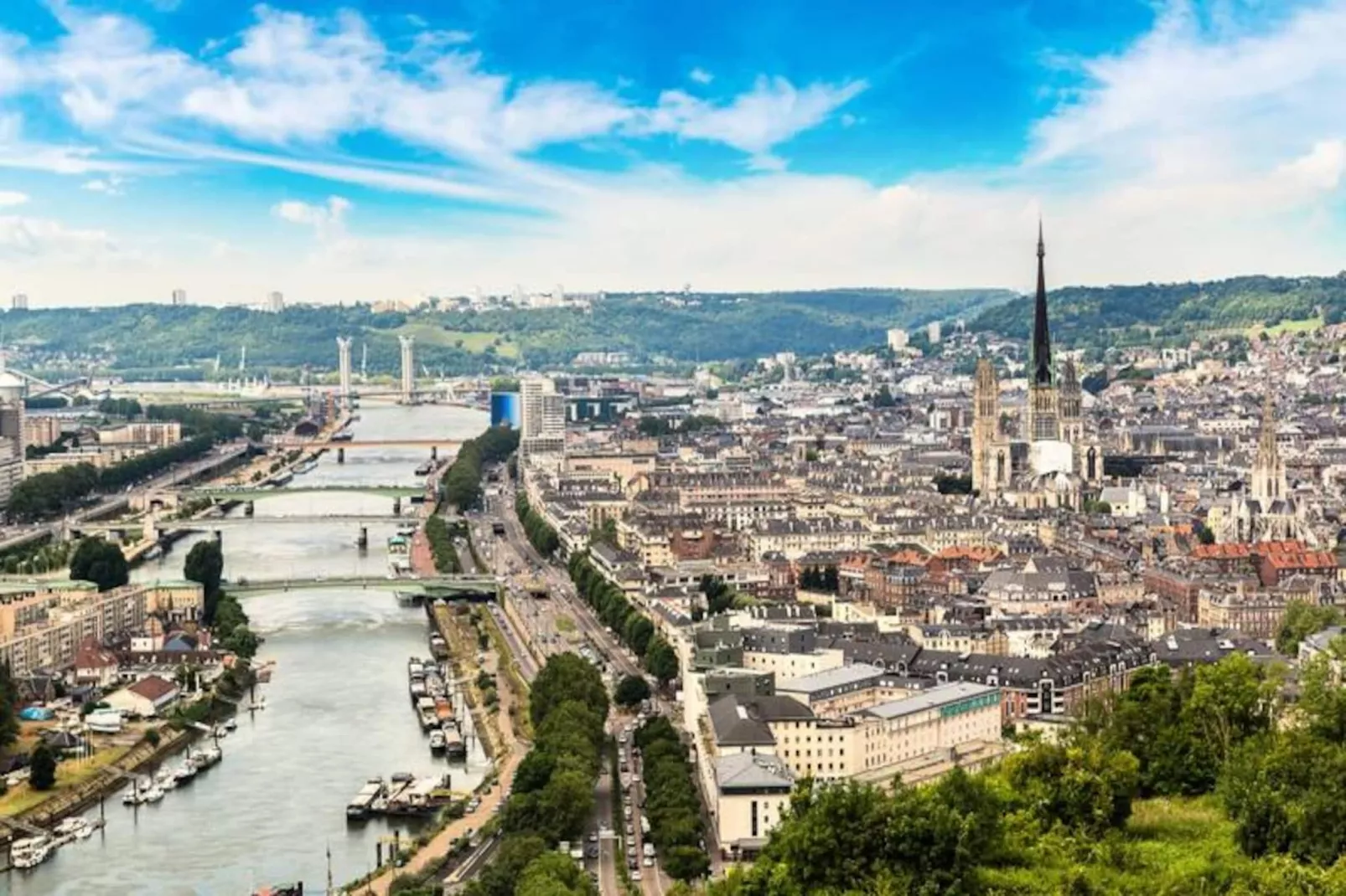 🌴 L'exotique - Vue Pl. Vieux March&eacute; - Standing-Image-tags.