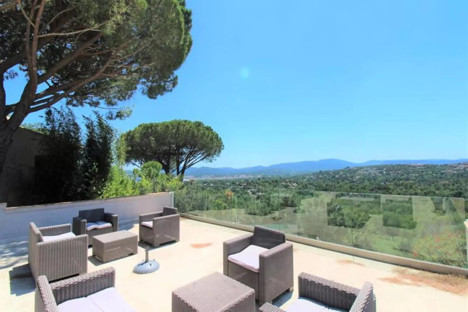 Résidence Hauts De Grimaud-Außenbereich Sommer