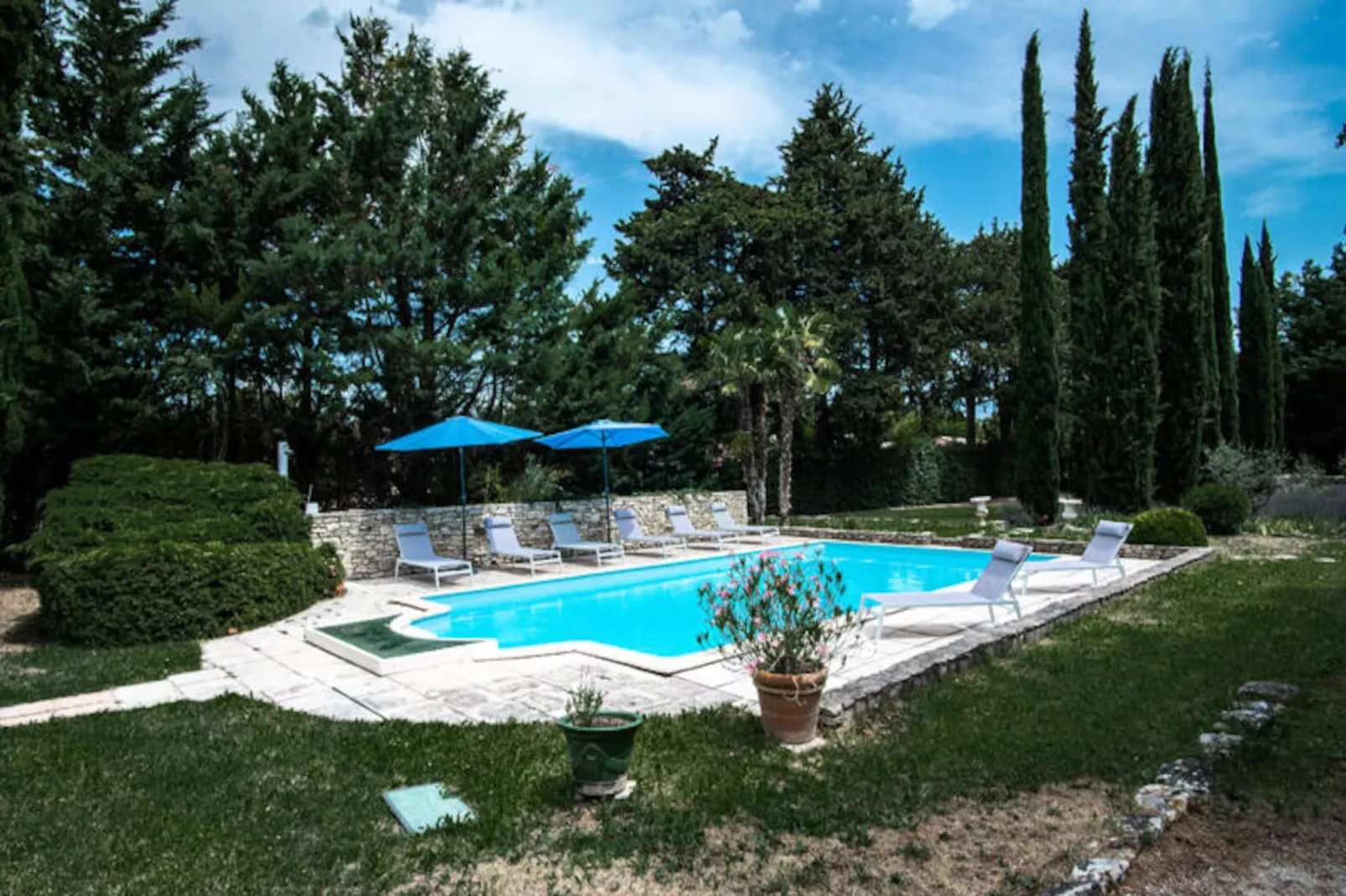 Le Mas De Jalique - Isle-sur-la-sorgue-Image-tags.