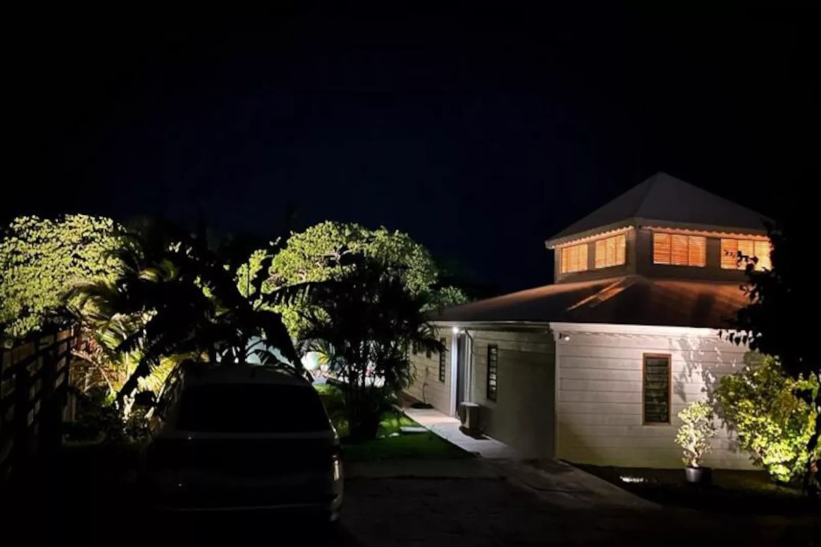 Villa Des Rochers-Image-tags.