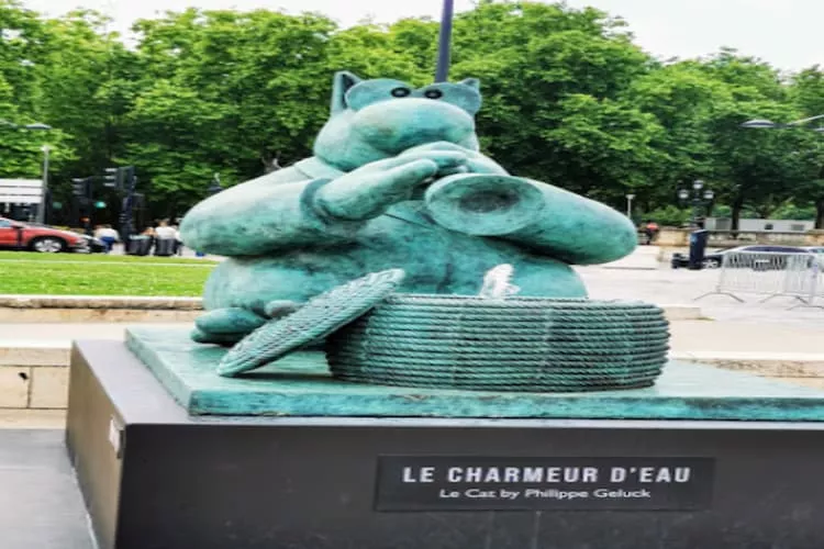 Magnifique Et Lumineux T3 De Charme Aux Quinconces Id&eacute;al Pour 4 Personnes-Areas within 5km in summer