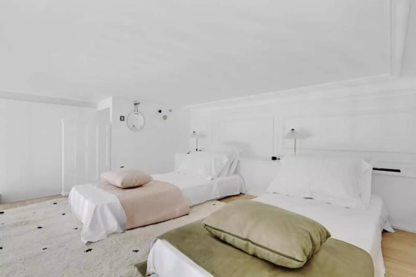 Maison Labruy&egrave;re - Familiale Aviau-Bedroom