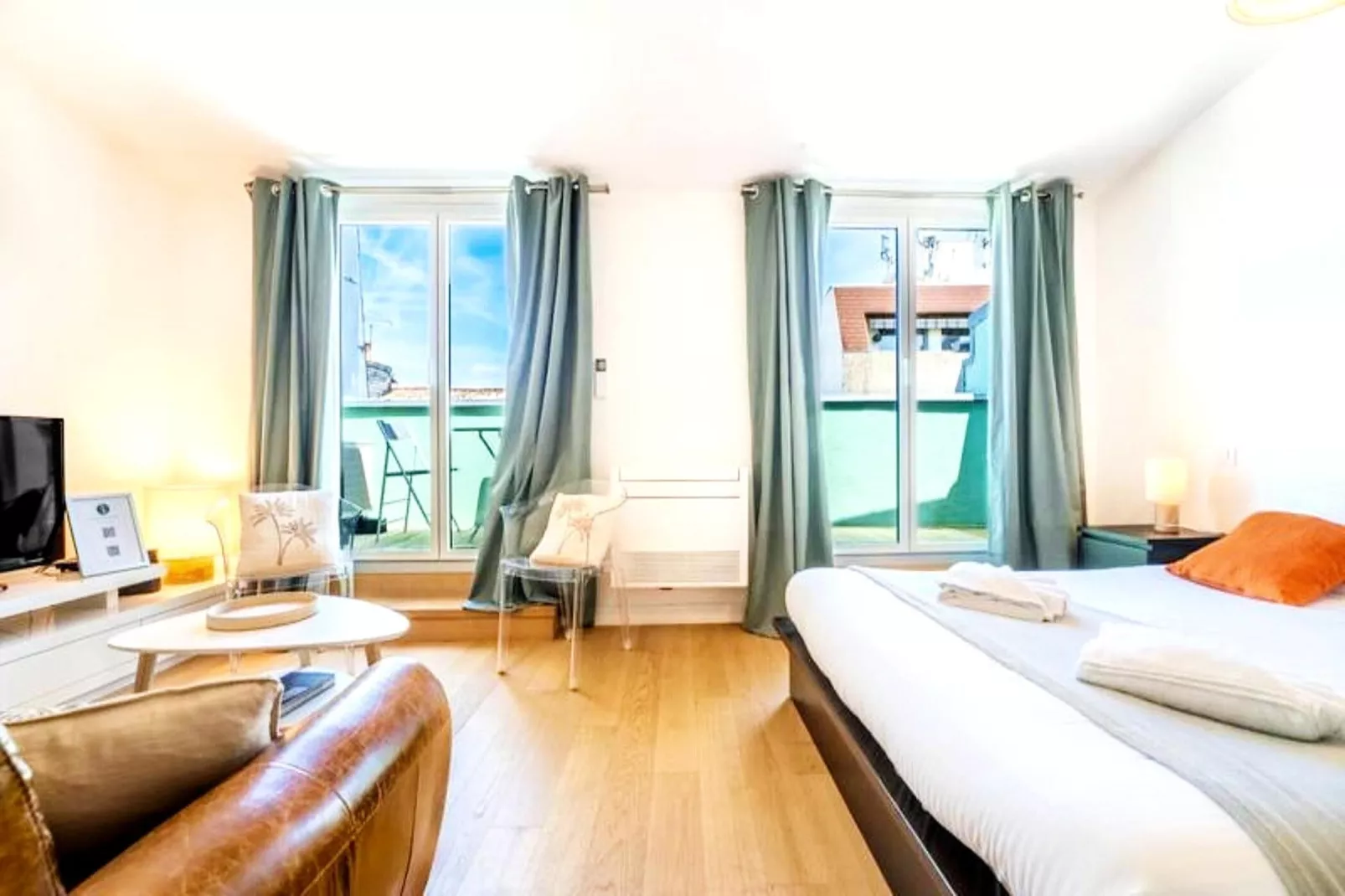 Charmant Et Lumineux Appartement En Hyper Centre Avec Terrasse-Ambiente