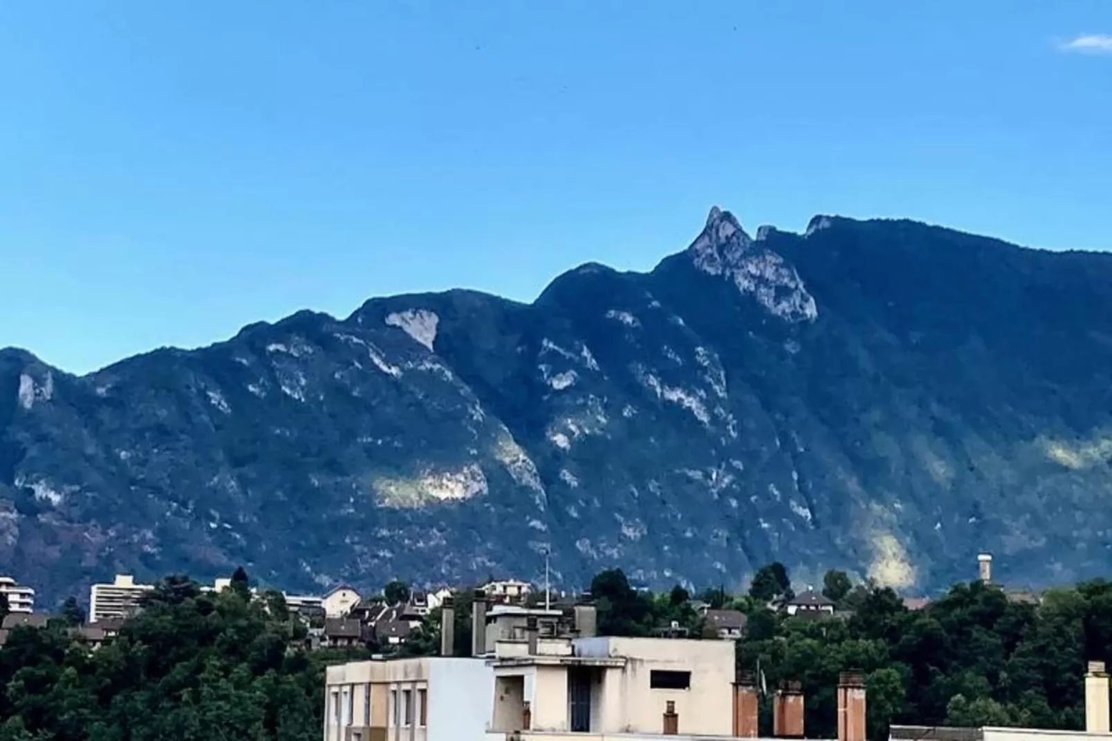 Résidence Le Constellation-View in summer