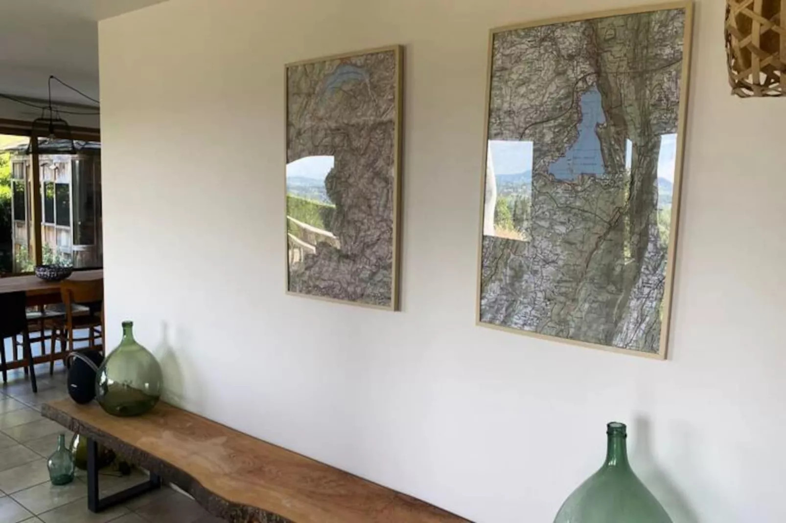 Belle Villa Avec Piscine Jacuzzi Et Vue Lac-Image-tags.